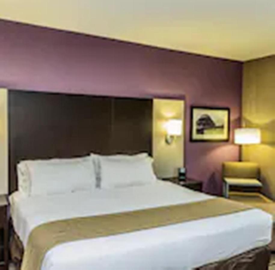 Holiday Inn Express & Suites Cheektowaga North East By Ihg Exteriör bild
