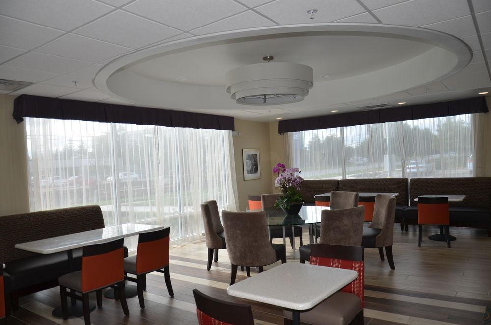 Holiday Inn Express & Suites Cheektowaga North East By Ihg Exteriör bild