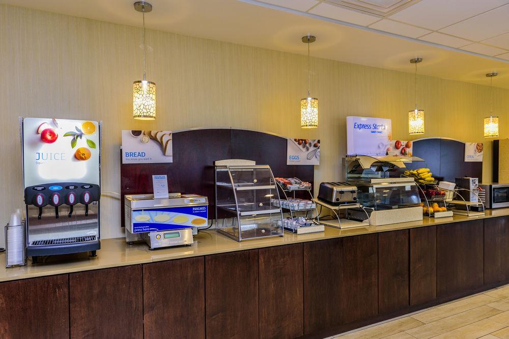 Holiday Inn Express & Suites Cheektowaga North East By Ihg Exteriör bild